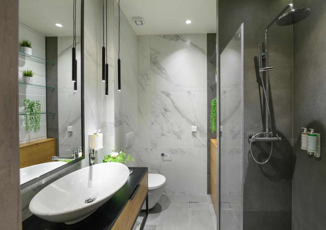 Olvios Luxury Suites Tesalonika Bagian luar foto