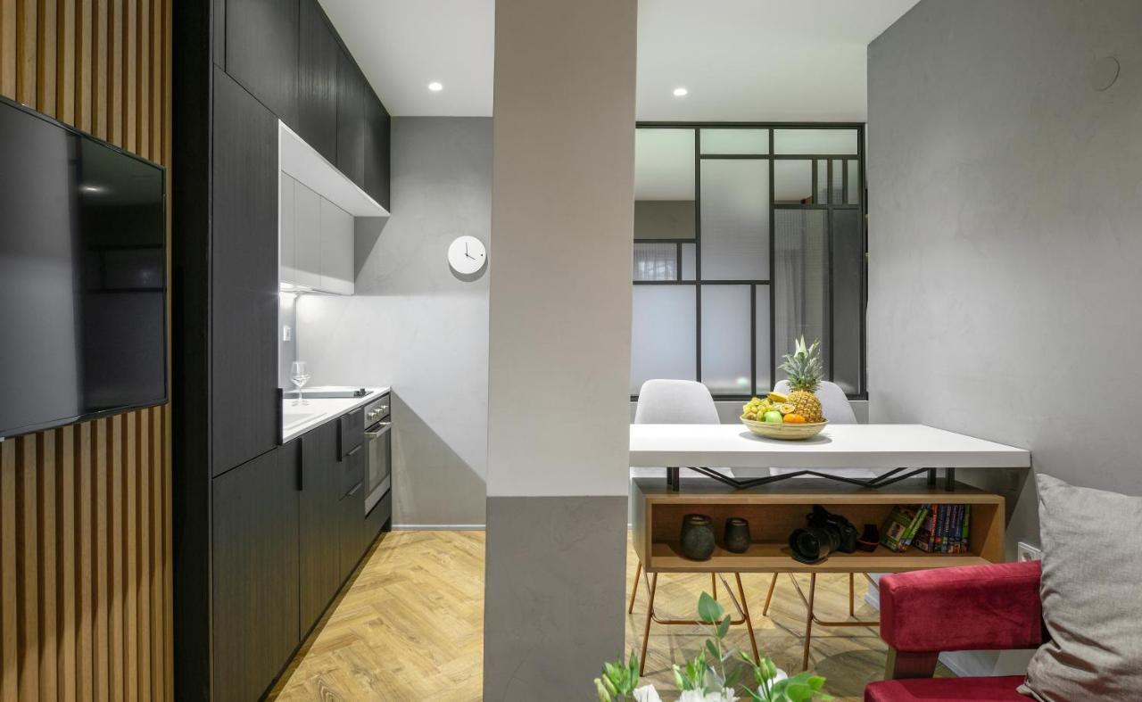 Olvios Luxury Suites Tesalonika Bagian luar foto