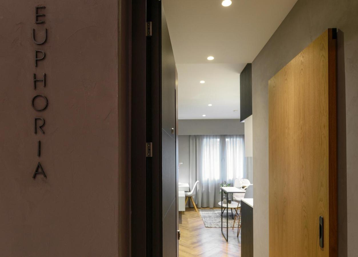 Olvios Luxury Suites Tesalonika Bagian luar foto